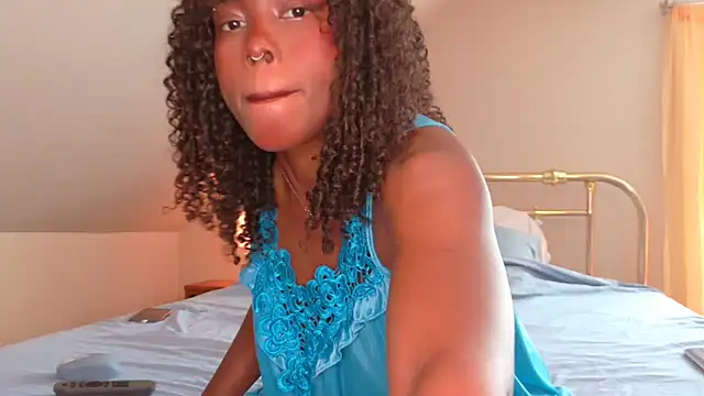 Snapshot of SparklingSoleil chatting on 31, 7, 2026 SparklingSoleil online show from 31, 7, 2026