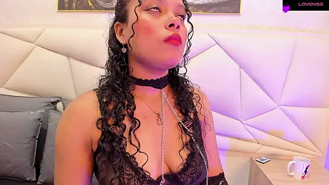 ValeriaJulio  online show from 12, 2, 2026