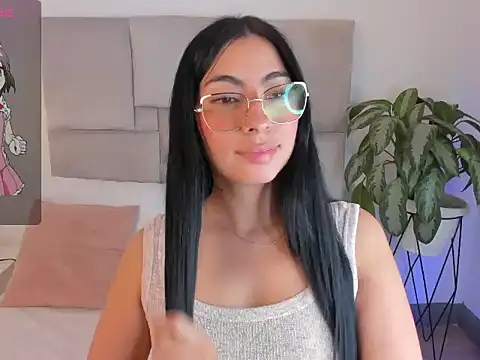 Snapshot of laurenn_smith chatting on 9, 9, 2025 laurenn smith online show from 9, 9, 2025