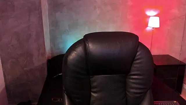 Dereck Manson online show from 28, 11, 2025