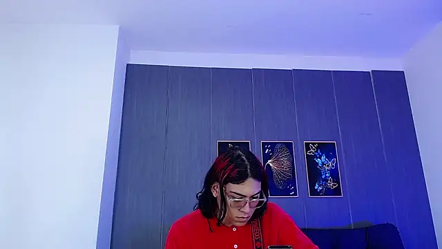 dirty model online show from 19, 1, 2026