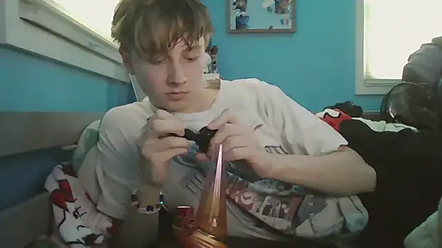 Snapshot of Liam_axel35 chatting on 14, 10, 2025 Liam axel35 online show from 14, 10, 2025