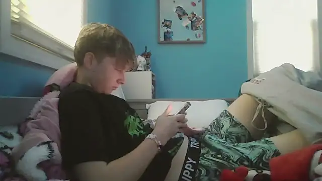 Snapshot of Liam_axel35 chatting on 22, 10, 2025 Liam axel35 online show from 22, 10, 2025