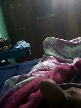 Snapshot of Az21889 chatting on 4, 10, 2025 Az21889 online show from 4, 10, 2025