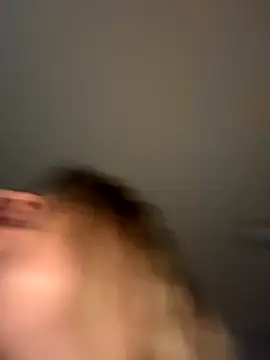 Snapshot of M1l3yD3w chatting on 19, 11, 2025 M1l3yD3w online show from 19, 11, 2025