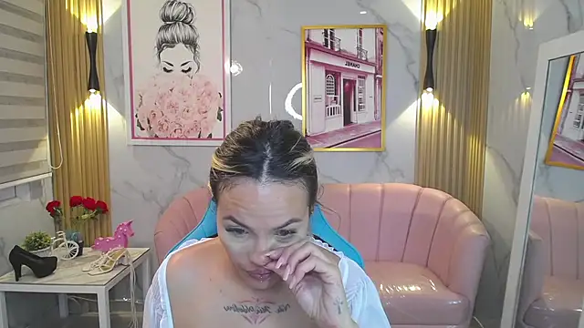 Snapshot of Jade_Jones_a chatting on 18, 9, 2025 Jade Jones a online show from 18, 9, 2025
