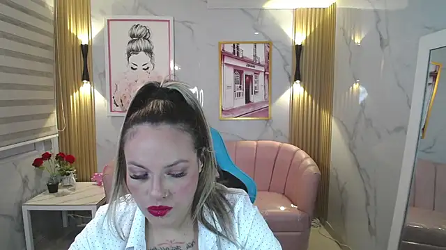 Snapshot of Jade_Jones_a chatting on 2, 10, 2025 Jade Jones a online show from 2, 10, 2025