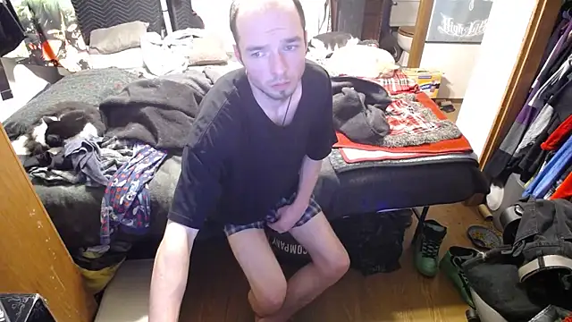 womenhateme69 online show from 15, 10, 2025