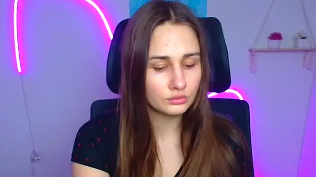 Stefanie Sweet online show from 25, 2, 2026