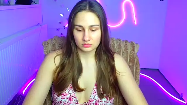 Stefanie Sweet online show from 4, 3, 2026