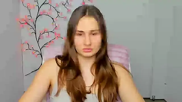 Stefanie Sweet online show from 8, 3, 2026