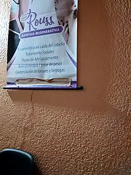 Mia-Glow online show from 18, 9, 2025