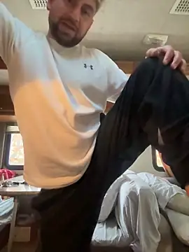 Snapshot of speakonit chatting on 26, 10, 2025 speakonit online show from 26, 10, 2025