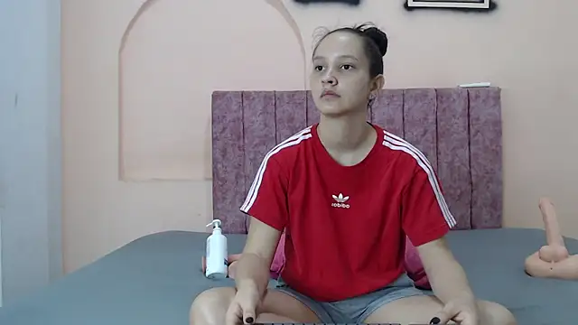 Snapshot of aiiram_hard_sex chatting on 9, 7, 2026 aiiram hard sex online show from 9, 7, 2026