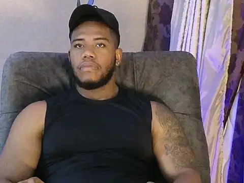 Snapshot of BenjaminCol_ chatting on 16, 10, 2025 BenjaminCol online show from 16, 10, 2025