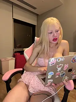 Snapshot of Sindyyy228 chatting on 23, 10, 2025 Sindyyy228 online show from 23, 10, 2025