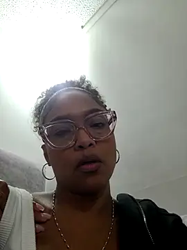 BiiancaEstradaa online show from 16, 5, 2026