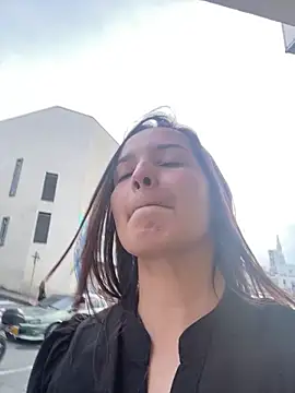 Snapshot of Mia_jhoonson chatting on 8, 11, 2025 Mia jhoonson online show from 8, 11, 2025