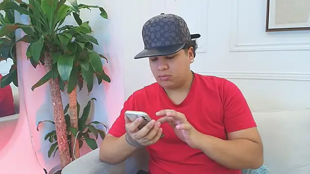 Snapshot of Naim_Bennetsex chatting on 5, 12, 2025 Naim Bennetsex online show from 5, 12, 2025