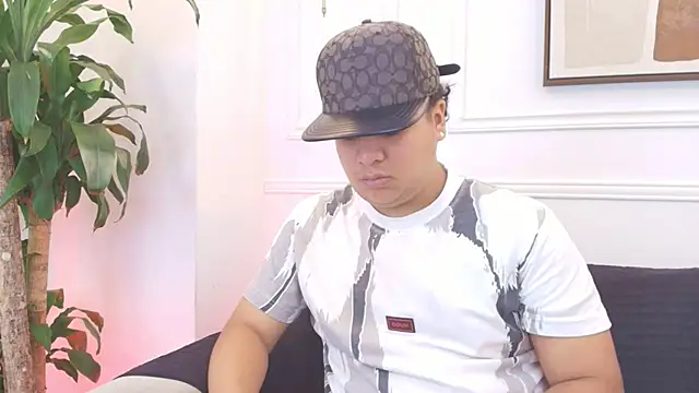 Naim Bennetsex online show from 3, 2, 2026