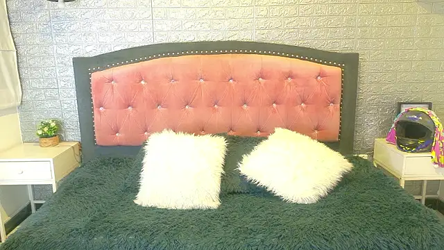 Natalie loffreda online show from 10, 2, 2026