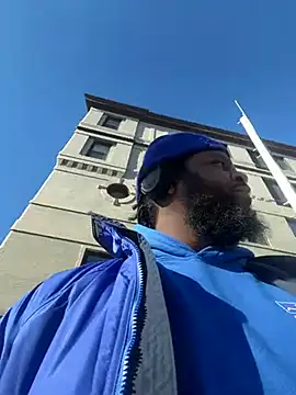 Watchingoutgucci online show from 11, 1, 2026