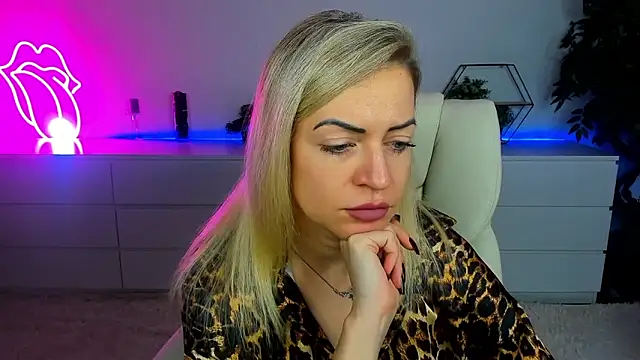 Anna Snows online show from 18, 9, 2025