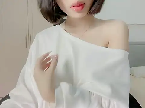 ggLovee online show from 29, 10, 2025