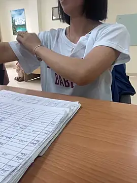 Snapshot of -NhaKy22 chatting on 22, 9, 2025 -NhaKy22 online show from 22, 9, 2025