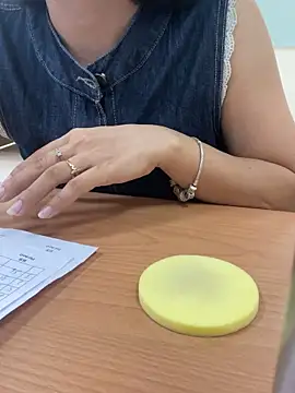 Snapshot of -NhaKy22 chatting on 23, 9, 2025 -NhaKy22 online show from 23, 9, 2025