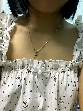 Snapshot of -NhaKy22 chatting on 14, 10, 2025 -NhaKy22 online show from 14, 10, 2025