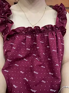 Snapshot of -NhaKy22 chatting on 20, 10, 2025 -NhaKy22 online show from 20, 10, 2025