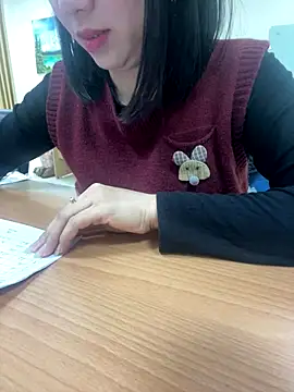 Snapshot of -NhaKy22 chatting on 6, 1, 2026 -NhaKy22 online show from 6, 1, 2026