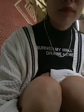 PhanHaa online show from 9, 3, 2026