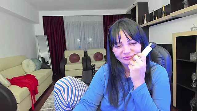 Ella sweety00 online show from 12, 2, 2026