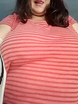 Snapshot of JillOKissx chatting on 11, 10, 2025 JillOKissx online show from 11, 10, 2025