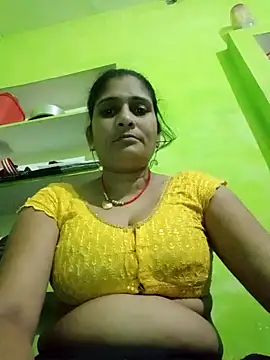 Hot-piuy online show from 11, 9, 2025