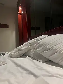 Lovetort online show from 15, 3, 2026