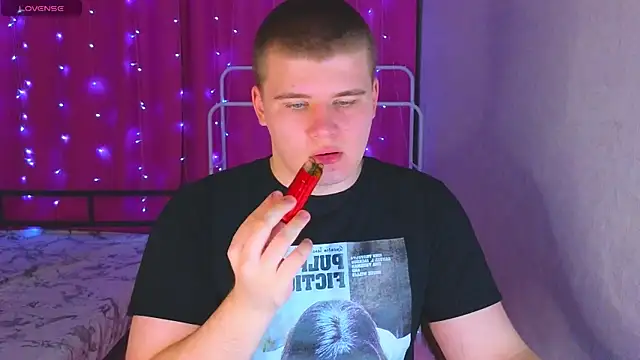 kittenmurr online show from 6, 4, 2026