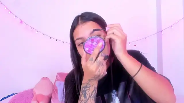 Abby roussee online show from 10, 10, 2025