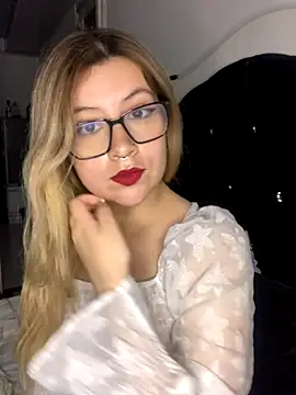 Blair Bunnyy online show from 29, 10, 2025