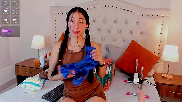 natasha moreno online show from 20, 10, 2025