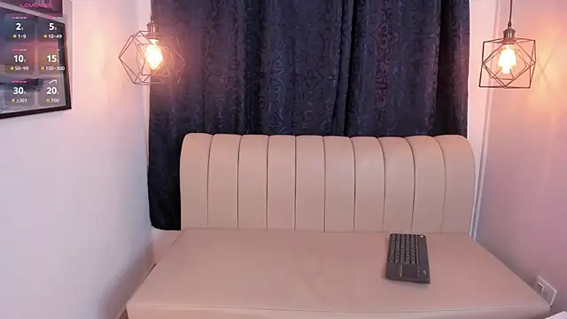 natasha moreno online show from 17, 4, 2026