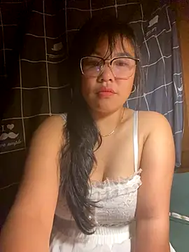 Snapshot of sexybaby_00 chatting on 11, 10, 2025 sexybaby 00 online show from 11, 10, 2025