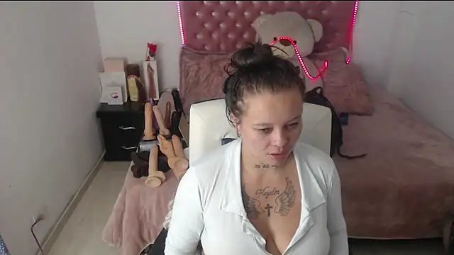 Snapshot of patty_squirt_ chatting on 26, 6, 2026 patty squirt online show from 26, 6, 2026