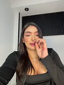 jenn fit online show from 5, 3, 2026