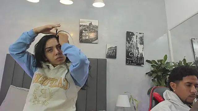 violet and myers online show from 30, 9, 2025