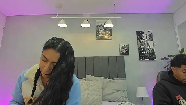 violet and myers online show from 21, 10, 2025