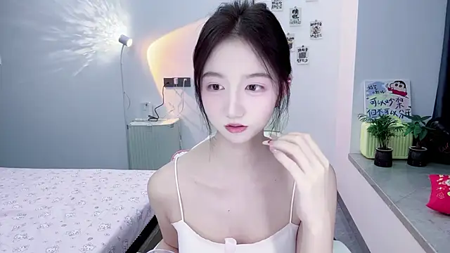 Snapshot of suger-TT chatting on 6, 10, 2025 suger-TT online show from 6, 10, 2025