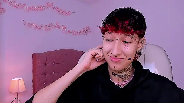 Luci Rose online show from 20, 2, 2026